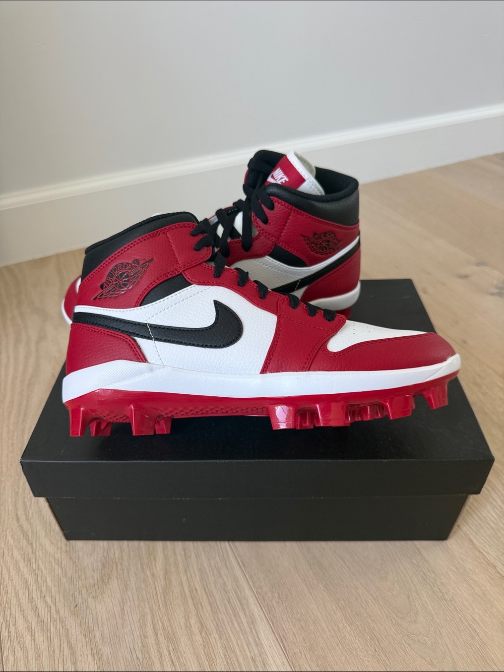 Nike Kids Red White Black High-Top Football Cleats